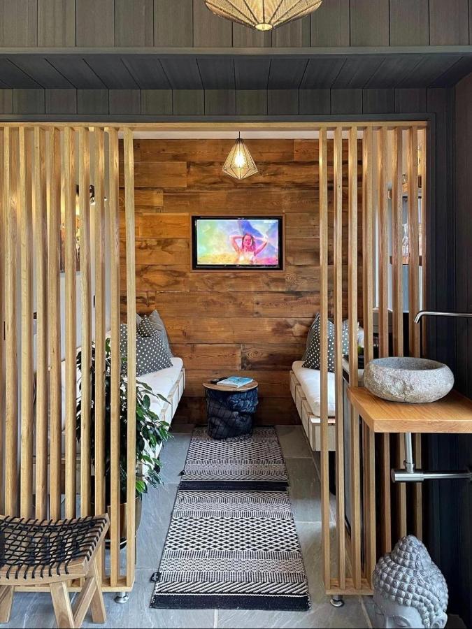 הוילה אומה The Hideaway Retreat מראה חיצוני תמונה