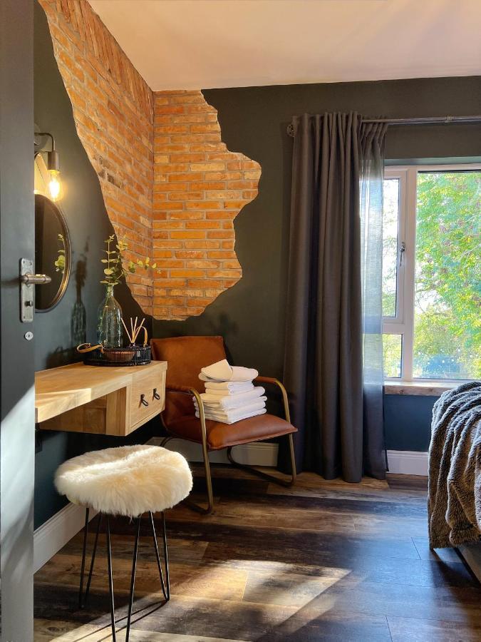 הוילה אומה The Hideaway Retreat מראה חיצוני תמונה
